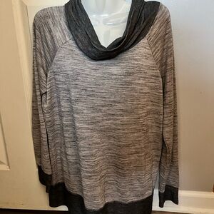 Bobeau Women's Gray Cowl Neck Sweater